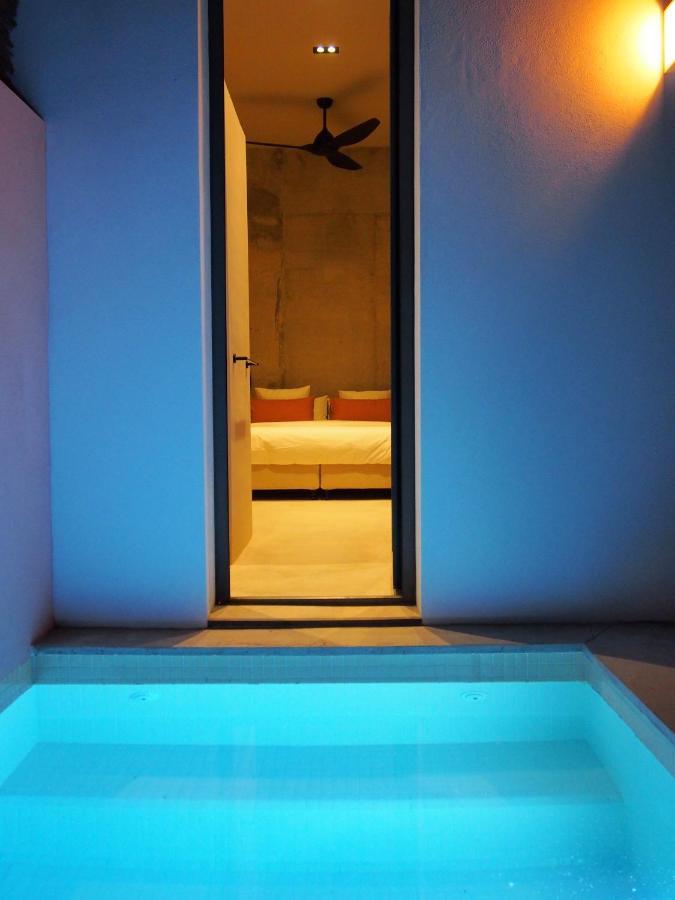 Suites 9 Malaga, Three Unique Suites With Private Plunge Pool Exterior photo
