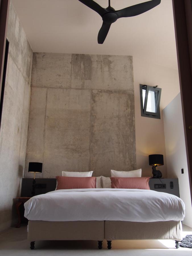 Suites 9 Malaga, Three Unique Suites With Private Plunge Pool Exterior photo